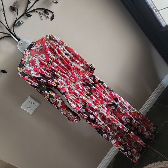 Figueroa & flower Floral Chiffon Dress - Picture 2 of 8